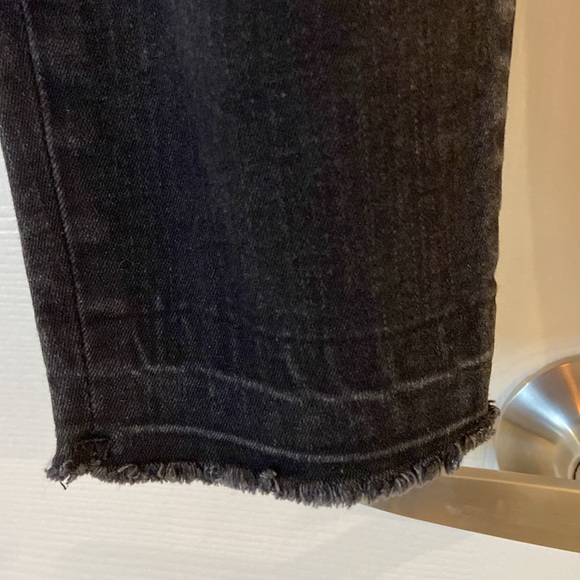 Celebrity Pink ankle length skinny jeans - Picture 3 of 4